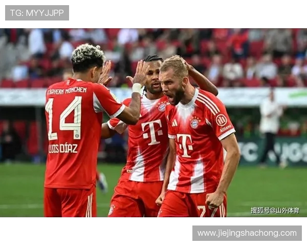 拜仁深陷防线危机仅余博埃莱默尔镇守边路整体防守状况令人担忧